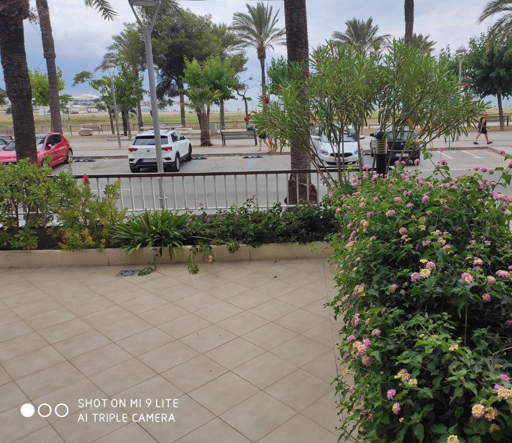 Vilanova-Beach Vilanova i la Geltru Ngoại thất bức ảnh
